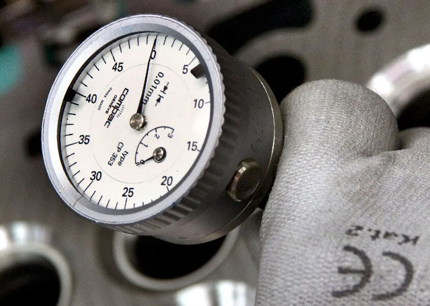 Cách kiểm tra máy phát điện về các thông số đúng kỹ thuật kiểm tra máy phát điện 2